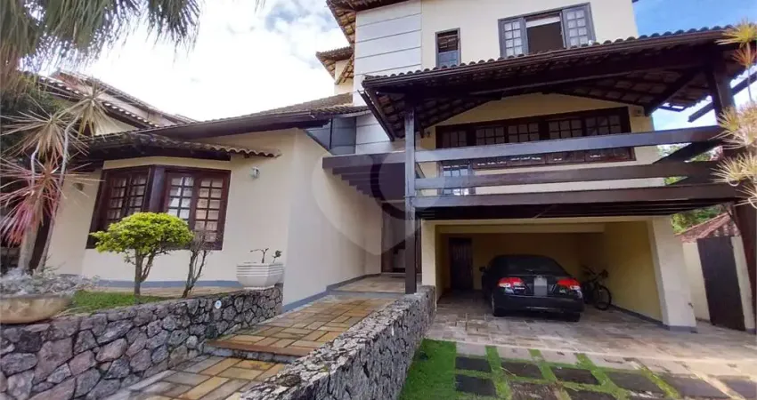 Terreno em condomínio fechado à venda em Piratininga, Niterói 