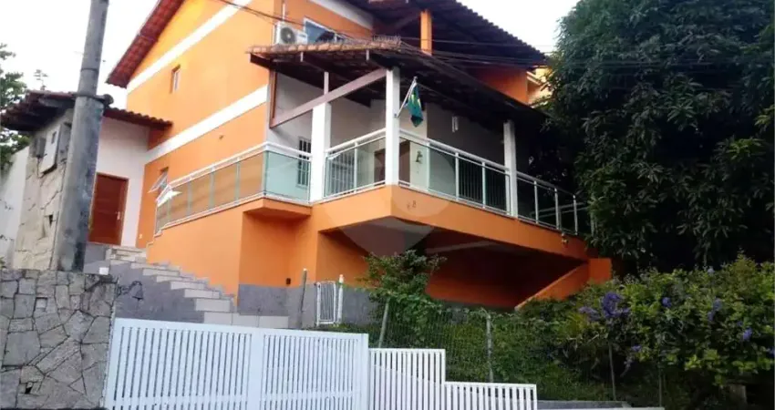 Terreno em condomínio fechado à venda no Sapê, Niterói