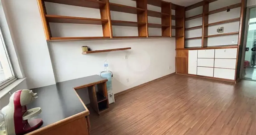 Sala comercial para alugar no Mutondo, São Gonçalo 