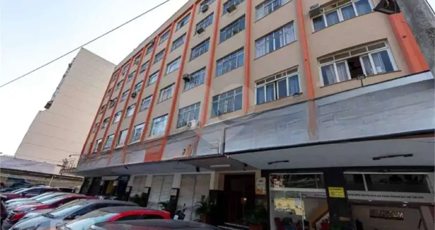 Apartamento com 2 quartos à venda na Avenida Ernani do Amaral Peixoto, 913, Centro, Niterói