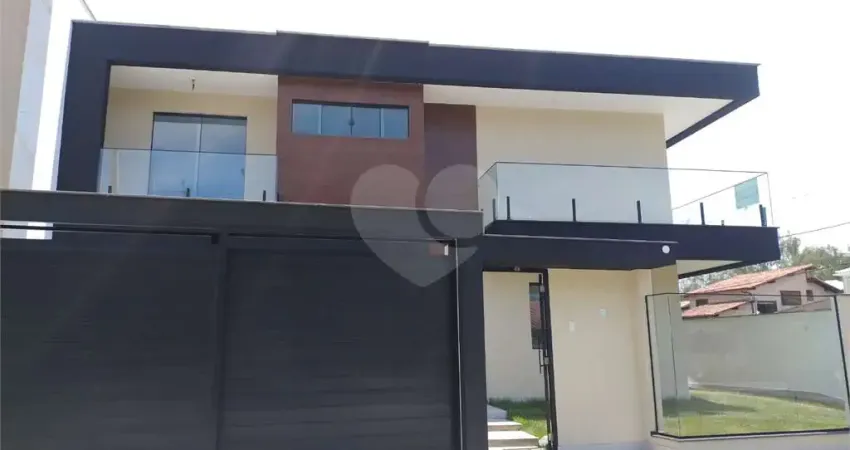 Casa com 3 quartos à venda na Rua Onacyr Arthur Pereira da Silva, 55, Camboinhas, Niterói