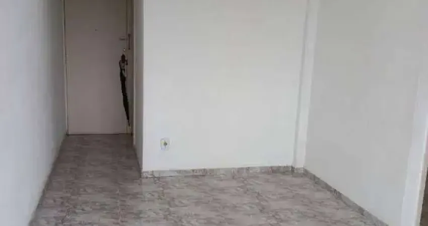 Apartamento 2 quartos, vaga, armários embutidos, condomínio com piscina, churrasqueira, à venda no Fonseca - Niterói