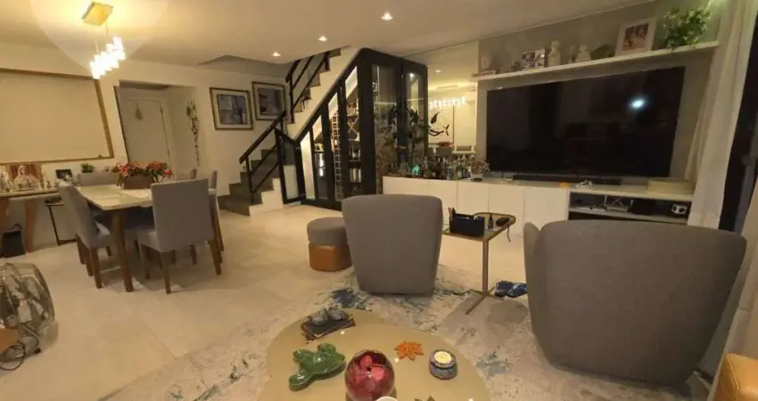 Excelente cobertura 3 quartos, 1 suíte, piscina, churrasqueira a carvão e churrasqueira elétrica, 3 vagas de garagem