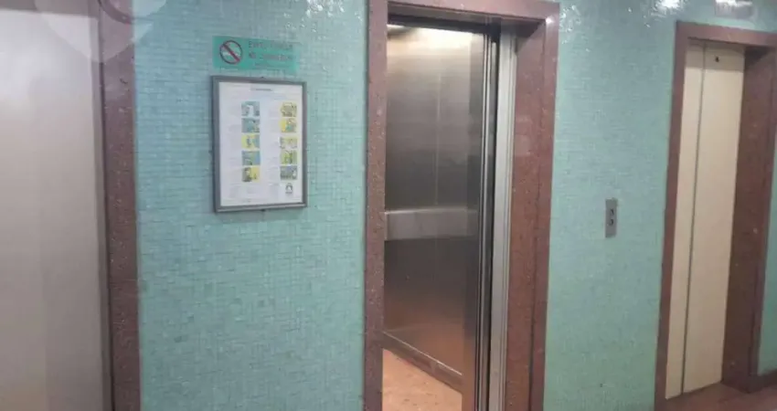 Sala comercial com 1 sala à venda na Avenida Ernani do Amaral Peixoto, 500, Centro, Niterói