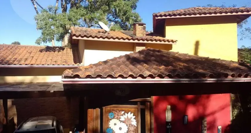 Casa com 3 dormitórios à venda, 241 m² por R$ 1.065.000,00 - Mata Paca - Niterói/RJ