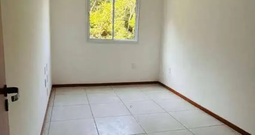 Apartamento 2 quartos, varanda e vaga, 65m² no Condomínio Jardim Pendotiba Clube - Rio do Ouro - SG