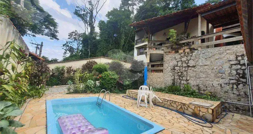 Casa com 4 quartos à venda na Rua dos Cristais, 177, Serra Grande, Niterói