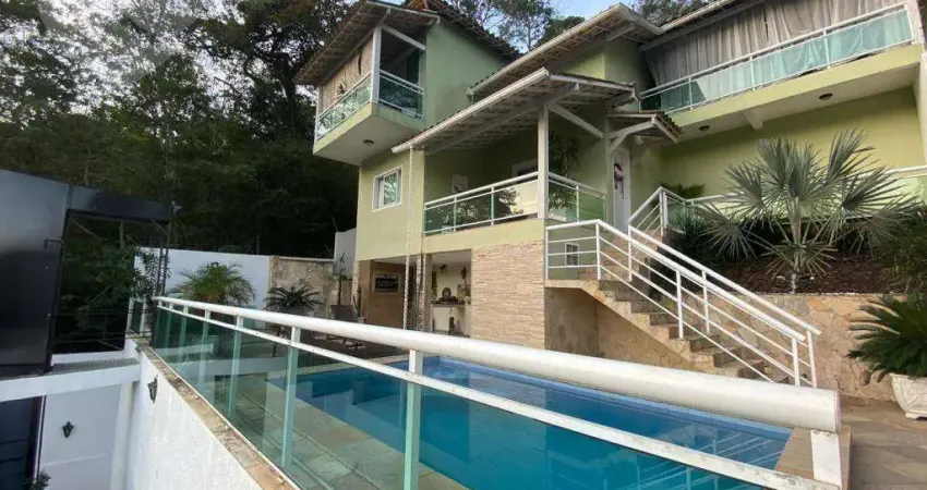 Casa com 3 dormitórios à venda, 200 m² por R$ 930.000,00 - Serra Grande - Niterói/RJ