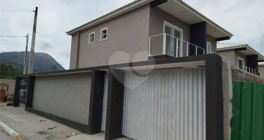 Casa com 2 dormitórios à venda, 75 m² por R$ 400.000,00 - Jardim Atlântico Central (Itaipuaçu) - Maricá/RJ