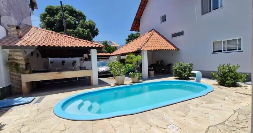 Casa com 3 dormitórios à venda, 140 m² por R$ - Itaipu - Niterói/RJ