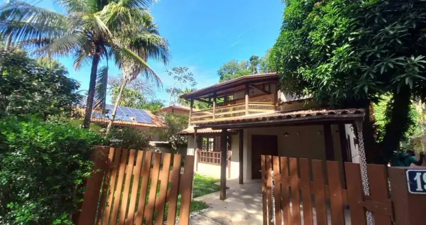 Casa com 3 dormitório em condomínio com lazer completo à venda por R$ 960.000 - Itaipu - Niterói/RJ