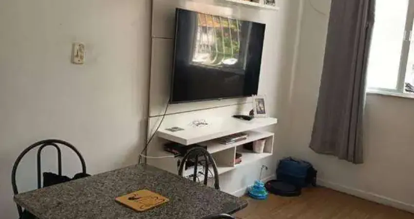 Apartamento com 2 dormitórios à venda, 60 m² por R$ 200.000,00 - Centro - Niterói/RJ