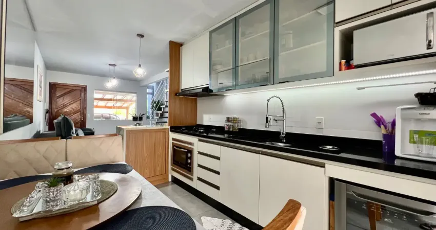 Sobrado semi mobiliado com jacuzzi e um terceiro quarto externo