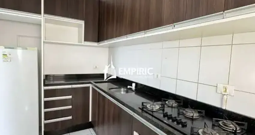 Apartamento semimobiliado - Condomínio Campo Alegre