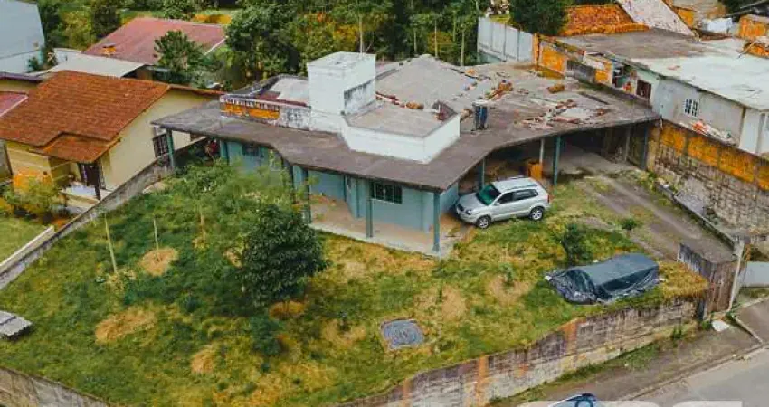 Casa com 3 quartos à venda na Rua Minas Gerais, 15, Nova Brasília, Joinville