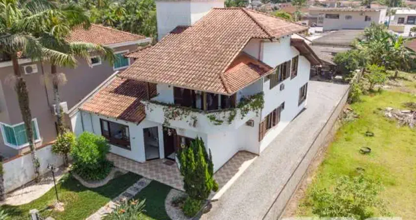 Casa com 4 quartos à venda na Rua Alexandre Schlemm, 114, Anita Garibaldi, Joinville
