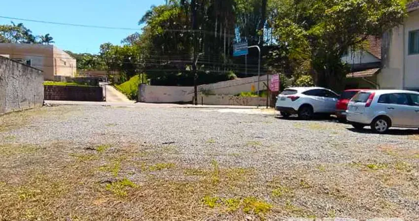 Terreno à venda na Rua Quinze de Novembro, 1553, América, Joinville