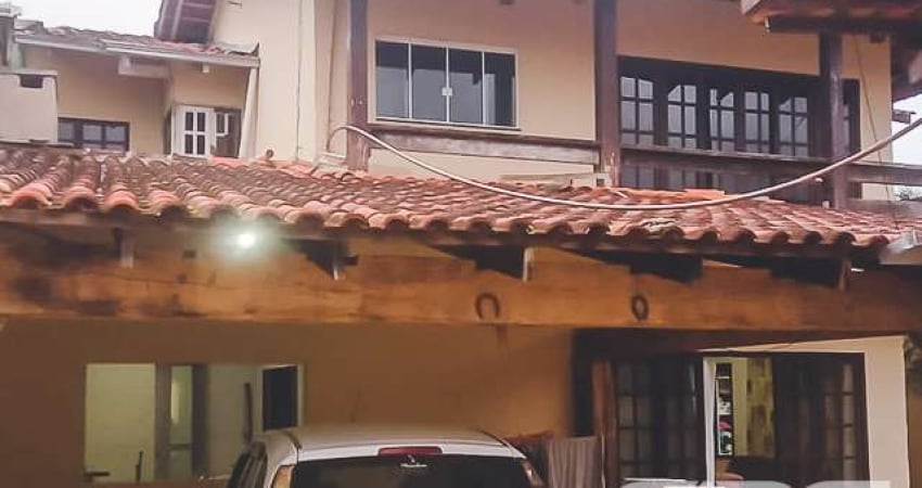 Casa com 6 quartos à venda na Rua Monsenhor Gercino, 1234, João Costa, Joinville