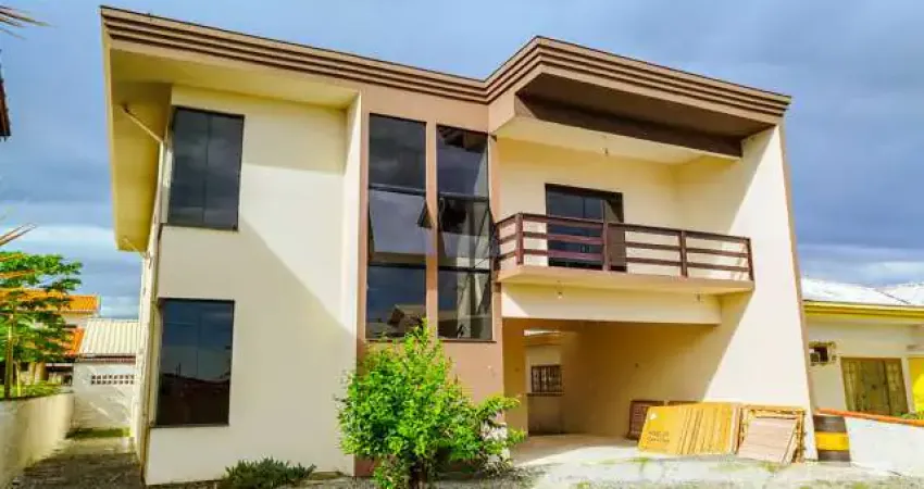 Casa com 3 quartos à venda na Nereu Ramos, 96, Salinas, Balneário Barra do Sul