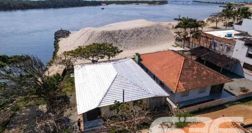 Casa com 5 quartos à venda na Amândio Cabral, 122, Centro, Balneário Barra do Sul