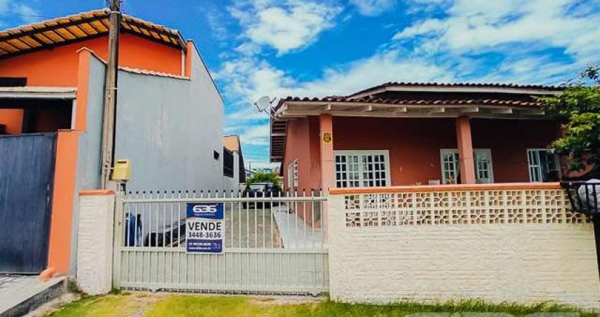 Casa com 2 quartos à venda na Rua Flores da Cunha, 147, Balneário Enseada, São Francisco do Sul