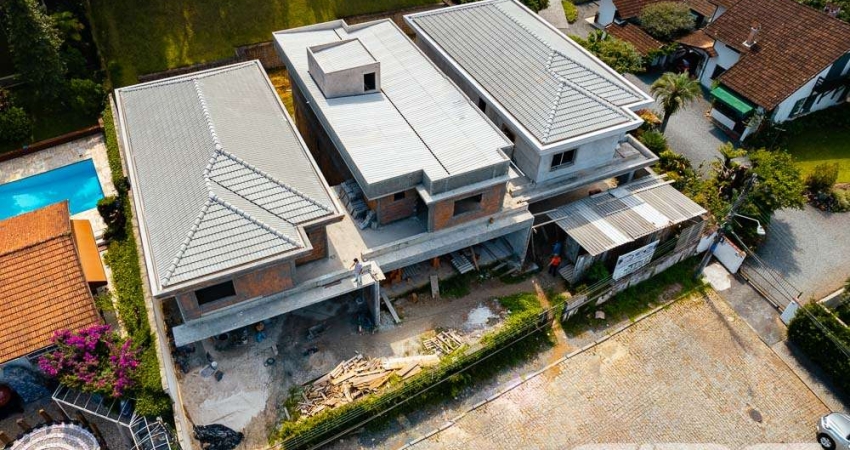 Casa com 4 quartos à venda na Rua Quinze de Novembro, 50, América, Joinville