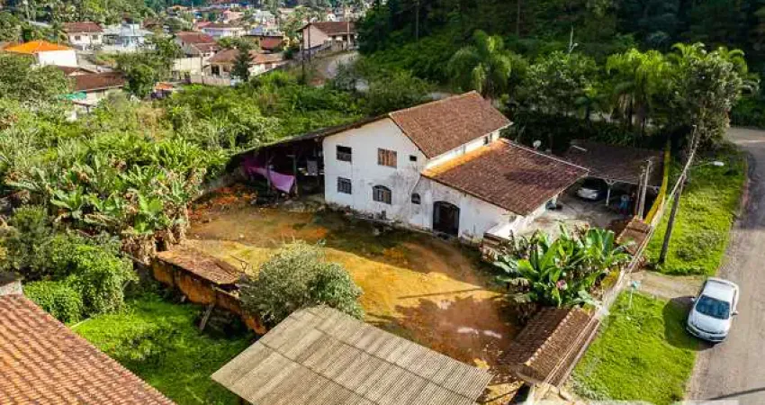 Casa com 9 quartos à venda na Rua Minas Gerais, 57, Nova Brasília, Joinville