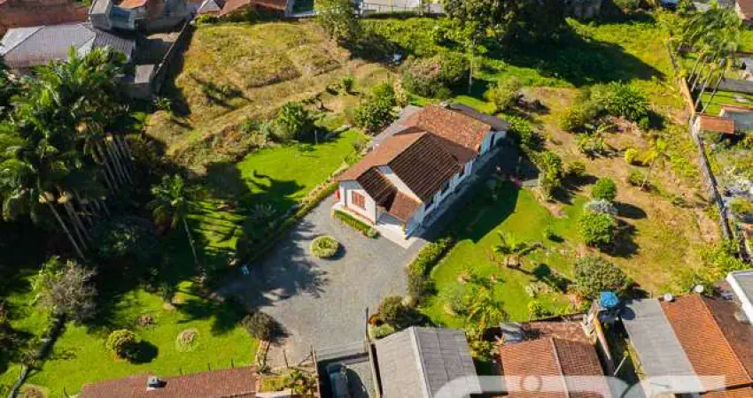 Casa com 3 quartos à venda na Rua Santa Catarina, 5097, Santa Catarina, Joinville