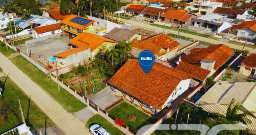 Casa com 3 quartos à venda na Perequê, 117, Pinheiros, Balneário Barra do Sul