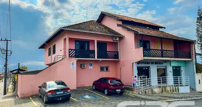 Casa com 9 quartos à venda na Benício Felipe da Silva, 160, Adhemar Garcia, Joinville