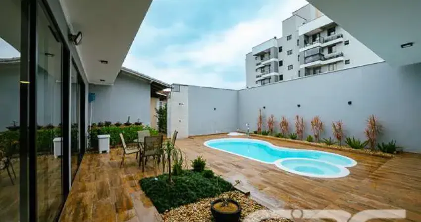 Casa com 3 quartos à venda na Rua Coronel Procópio Gomes, 88, Bucarein, Joinville