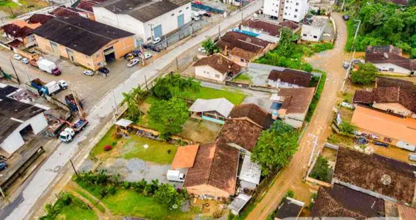 Terreno à venda na Valença, 984, Guanabara, Joinville