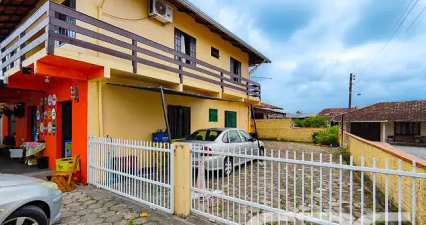 Casa com 6 quartos à venda na Amândio Cabral, 774, Centro, Balneário Barra do Sul