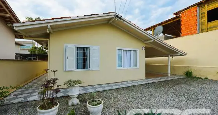 Casa com 2 quartos à venda na Nereu Ramos, Salinas, Balneário Barra do Sul