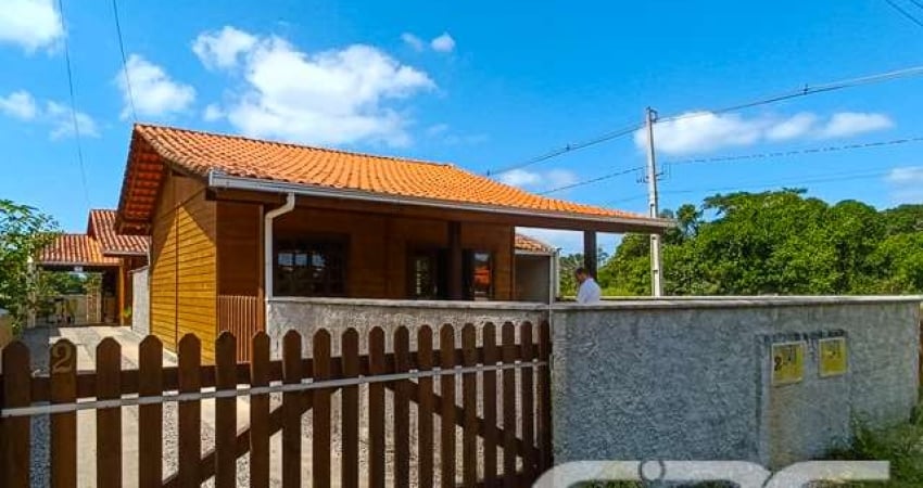 Casa com 4 quartos à venda na Rua Iuguslávia, Praia do Ervino, São Francisco do Sul