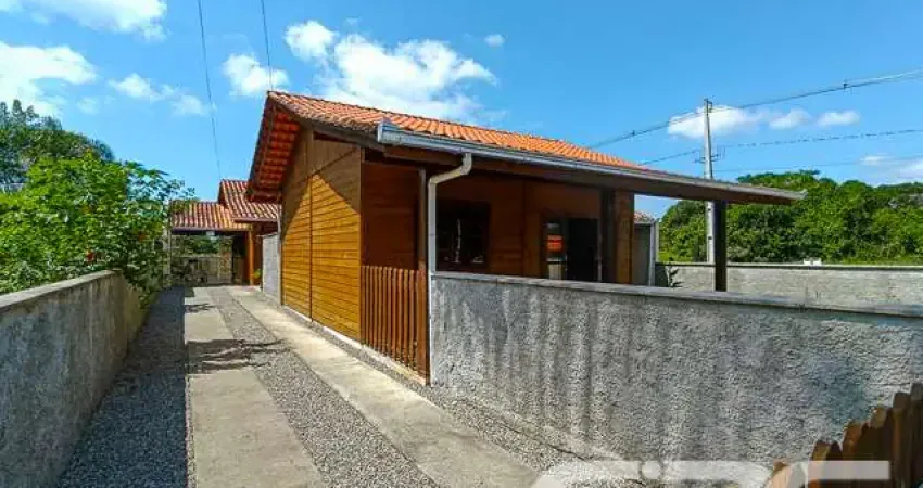 Casa com 4 quartos à venda na Rua Iuguslávia, Praia do Ervino, São Francisco do Sul