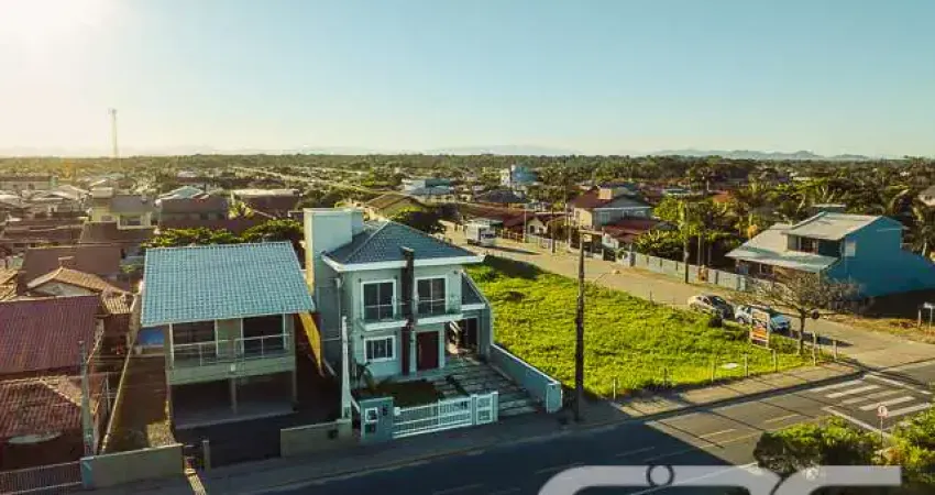 Casa com 3 quartos à venda na Nereu Ramos, Salinas, Balneário Barra do Sul