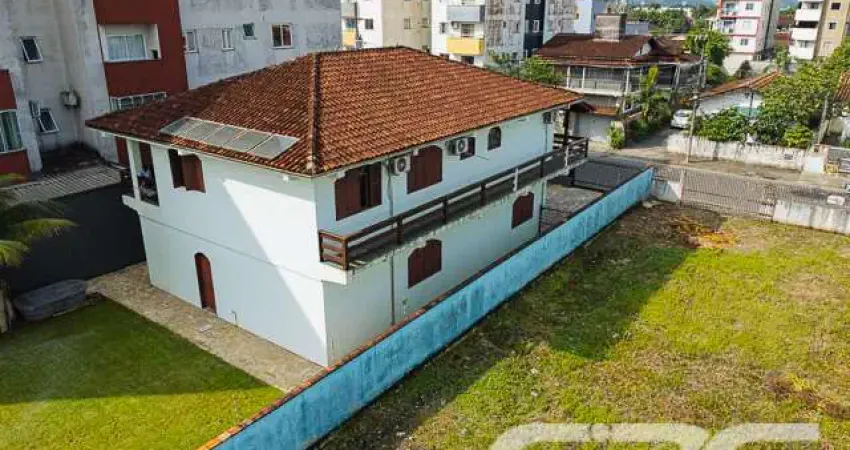 Casa com 4 quartos à venda na Rua Almirante Jaceguay, 386, Costa e Silva, Joinville