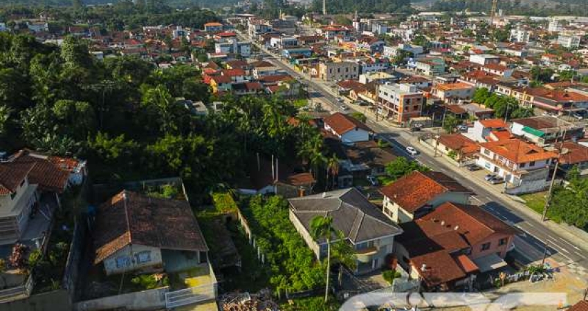 Terreno à venda na Albano Schimdt, 58, Boa Vista, Joinville