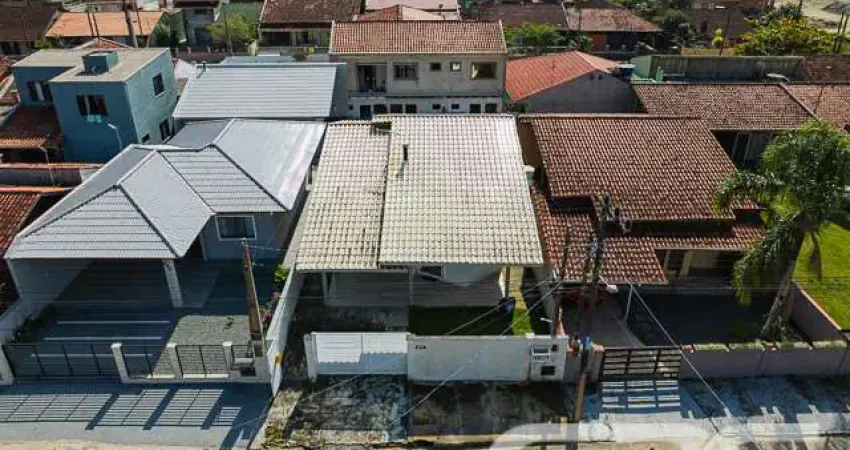 Casa com 2 quartos à venda na Jaraguá do Sul, 404, Costeira, Balneário Barra do Sul