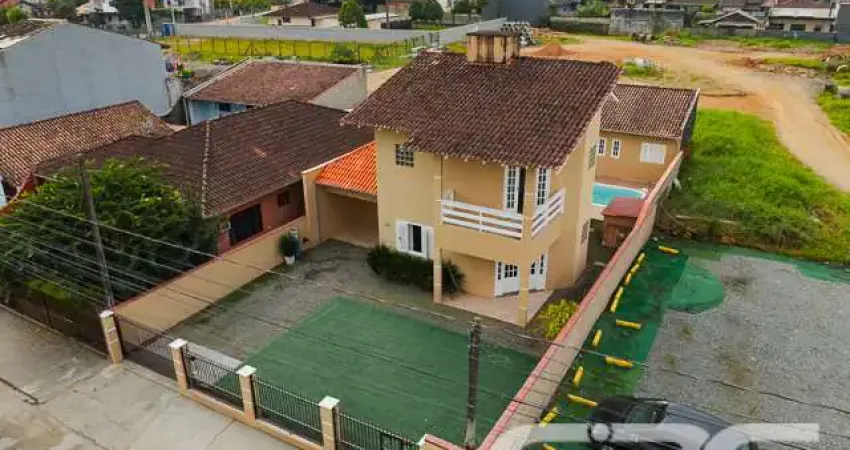 Casa com 4 quartos à venda na Rua Quinze de Novembro, 797, Vila Nova, Joinville