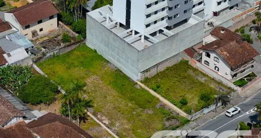 Terreno à venda na Rua Alexandre Schlemm, 115, Anita Garibaldi, Joinville