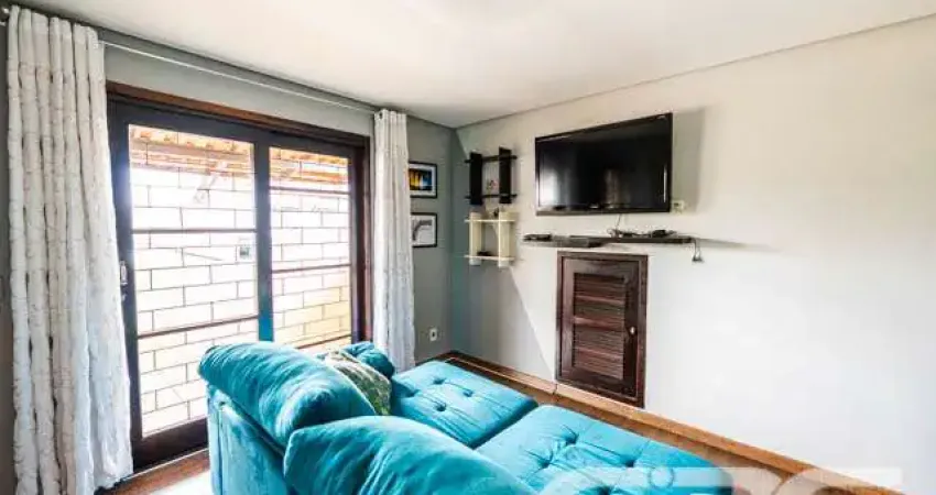Casa com 5 quartos à venda na Rua Miosotes, Fátima, Joinville