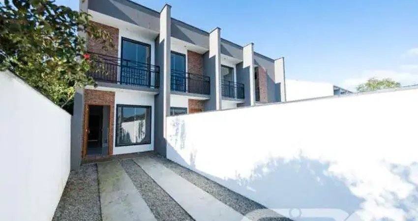 Casa com 2 quartos à venda na Rua dos Mecânicos, Paranaguamirim, Joinville