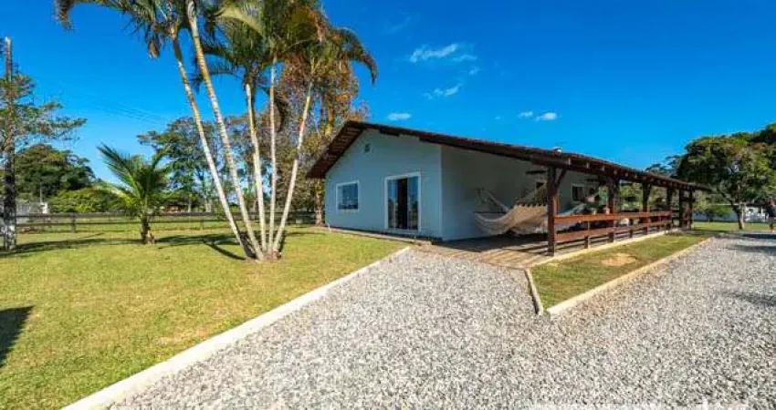 Chácara / sítio com 4 quartos à venda na Perequê, 6085, Pinheiros, Balneário Barra do Sul