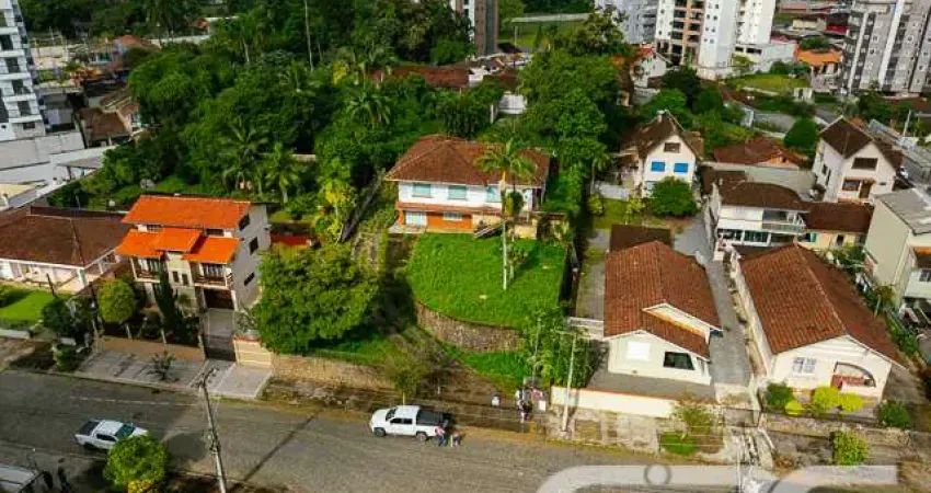 Terreno à venda na Rua Alexandre Schlemm, 159, Anita Garibaldi, Joinville