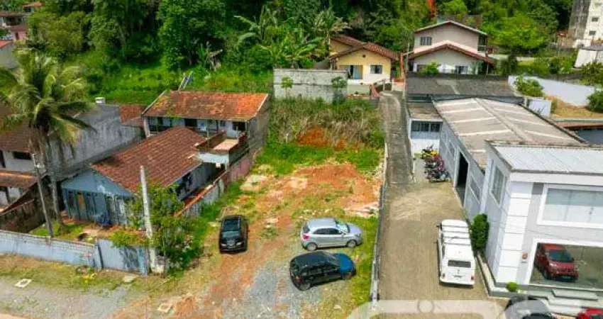 Terreno à venda na Valença, 204, Guanabara, Joinville
