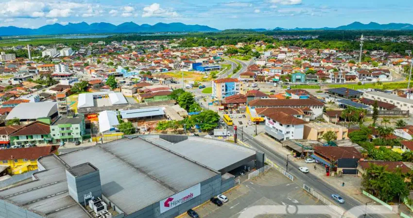 Terreno à venda na Rua Fátima, 1267, Jarivatuba, Joinville
