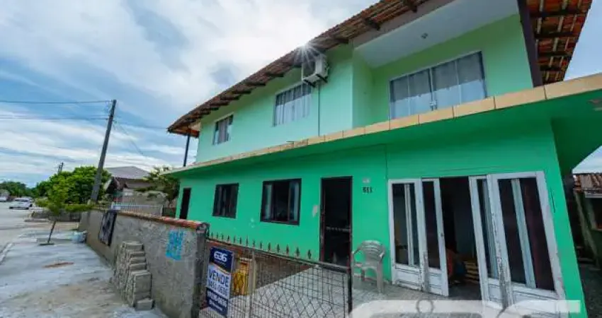 Casa com 6 quartos à venda na Rua Tuiuti, 511, Aventureiro, Joinville