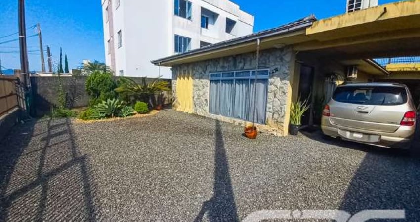 Casa | Joinville | Iririú